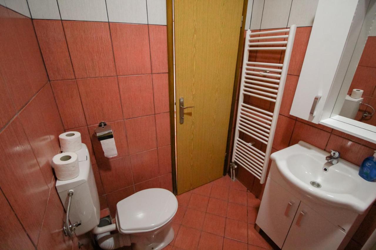Apartments Station Konjic Bagian luar foto