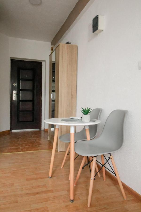 Apartments Station Konjic Bagian luar foto