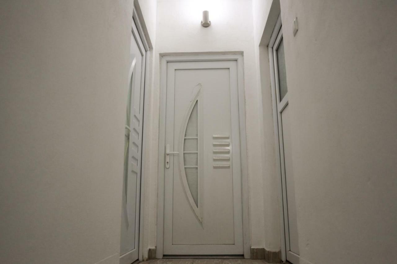 Apartments Station Konjic Bagian luar foto